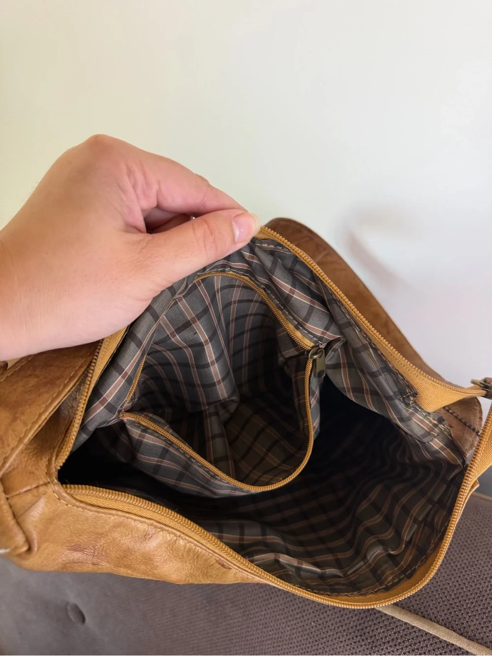 Soft Tan Leather Hobo Shoulder Bag with Front Pocket